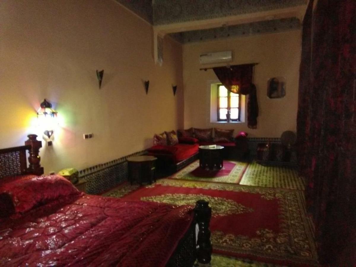 Riad Yanis Hotell Meknès Eksteriør bilde